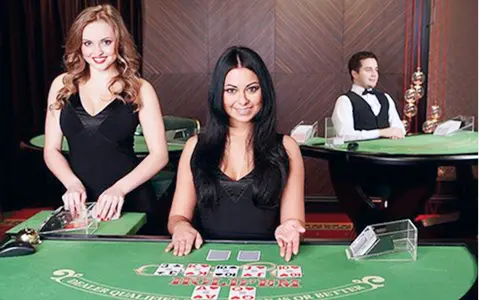 Software de casino con crupier en vivo